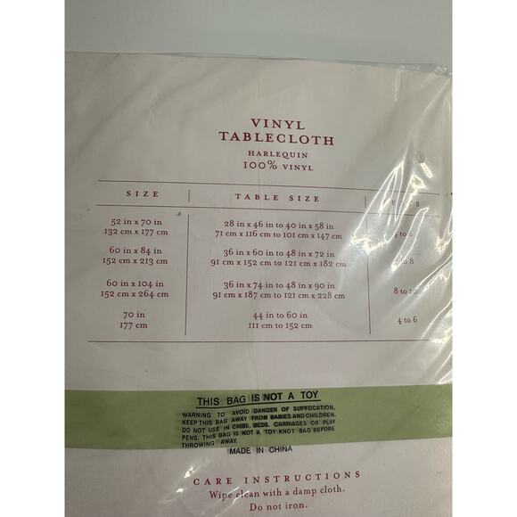 Vintage NWT New Christmas Oblong Tablecloth  Harlequin Vinyl back 84 x 60 - Picture 4 of 5